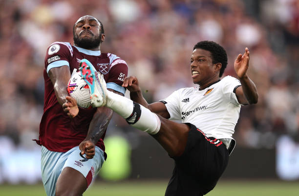 专业教练及 专业教练及